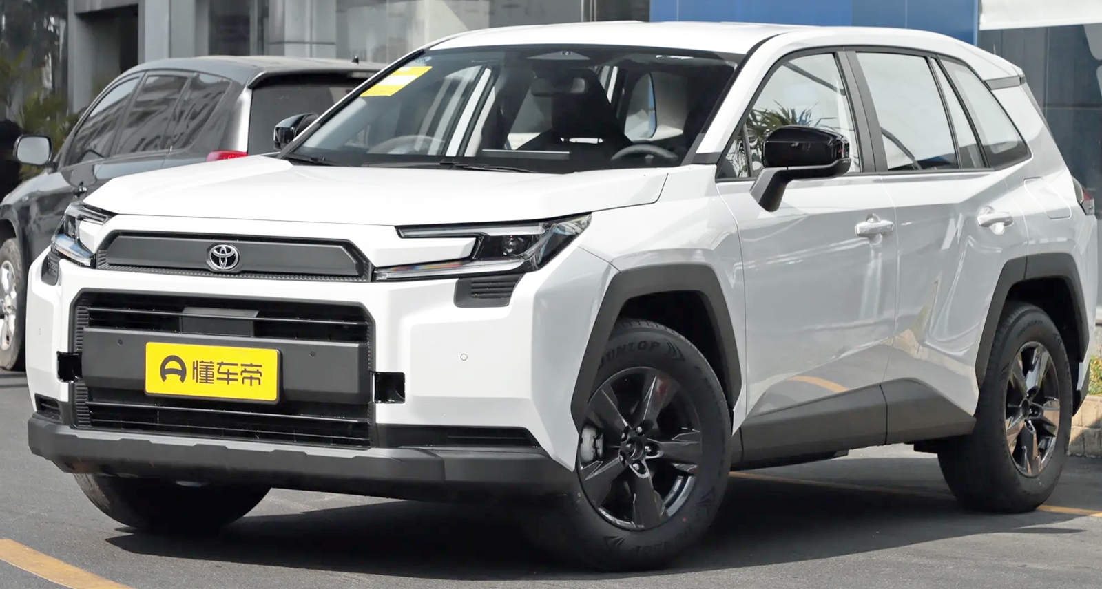 โปรลดราคา! 686,000 บาทในจีน TOYOTA RAV4/Wildlander เบนซินไฮบริด 2.0 ลิตร