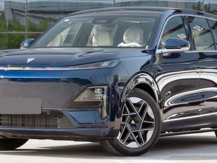 วิ่งไฟฟ้า 220 กม. DEEPAL S09 SUV 6 ที่นั่ง EREV ในจีนราคา 930,000 บาท ดีพอล S09