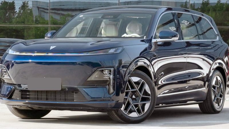 วิ่งไฟฟ้า 220 กม. DEEPAL S09 SUV 6 ที่นั่ง EREV ในจีนราคา 930,000 บาท ดีพอล S09