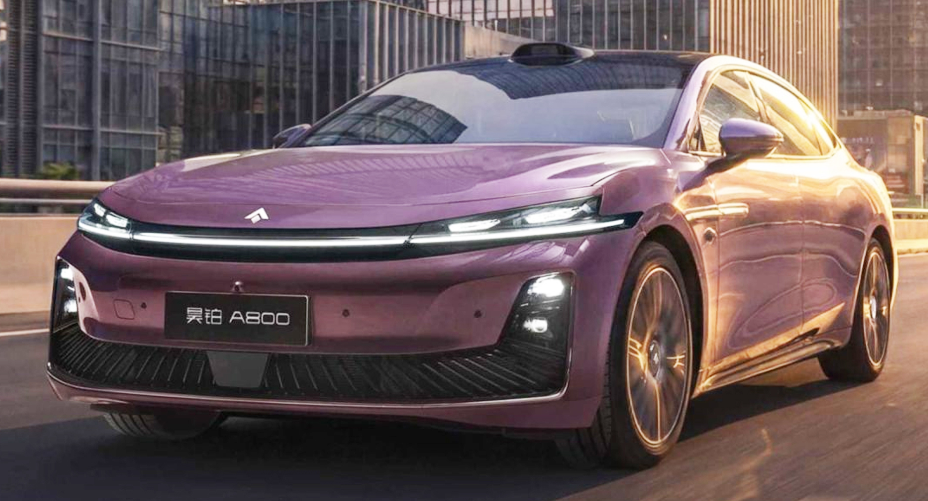 เปิดราคา 753,000 – 1,255,000 บาทในจีน Hyptec A800 ซีดาน EREV วิ่งไฟฟ้า 220 กม CLTC