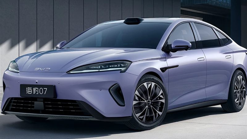 เปิดขายจีน 751,000 – 892,000 บาท BYD SEAL 07 EV ชาร์จไว 10-97% ใน 9 นาที พร้อมระยะวิ่ง 705 กม./ชาร์จ CLTC