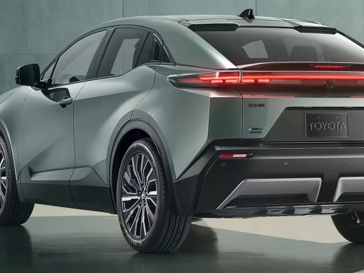 เจาะลึก All-New Toyota C-HR+ 607 กม./ชาร์จ WLTP ในยุโรป รถยนต์ไฟฟ้า 100% ประกันแบต 10 ปีหรือ 1 ล้านกม.