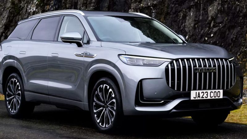 Jaecoo 8 SUV เรือธงรุ่นใหม่ ทางเลือกเบาะ 6 หรือ 7 ที่นั่ง พร้อมขุมพลัง PHEV สุดแรง ในอังกฤษ 