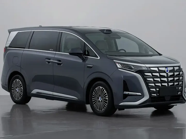 DENZA D9 PHEV โฉมใหม่ คาดอัปเกรด Blade Battery วิ่งไฟฟ้า 400 กม. ก่อนเปิดตัวในจีน