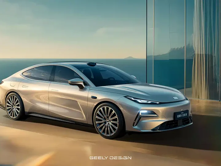 Geely เปิดตัว Galaxy Starshine 8 PHEV อัตราประหยัด 33.3 กม./ลิตร วิ่งไฟฟ้า 225 กม. ครอบคลุม 1,725 กม./ถังน้ำมัน