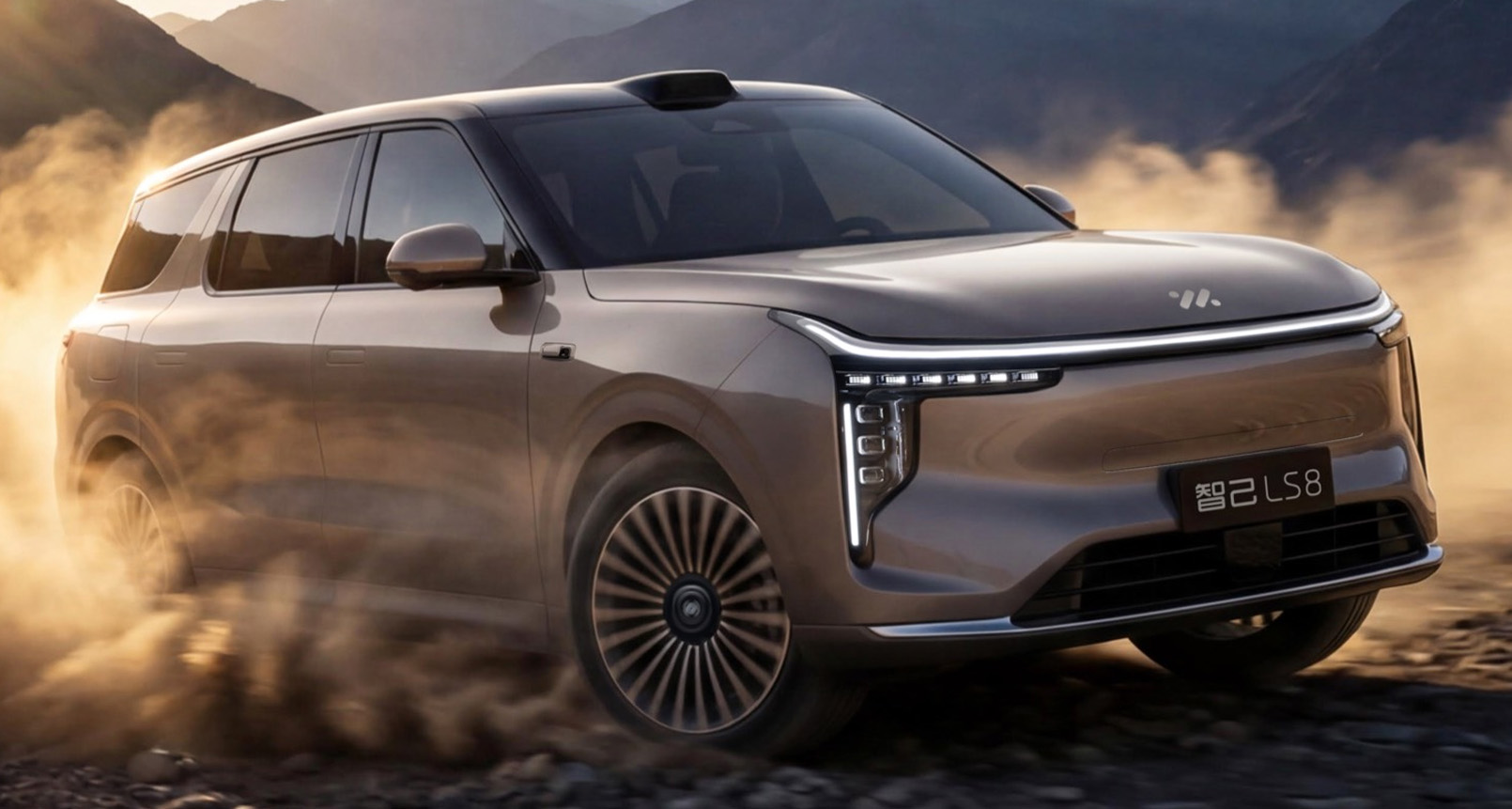 เปิดราคาจีน 1.23-1.47 ล้านบาท  IM LS8 SUV EREV วิ่งไฟฟ้า 335 กม. CLTC ใหม่ ขนาด 5-6 ที่นั่ง