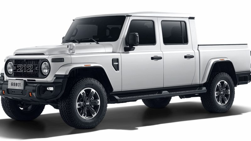 BAIC 212 : 01 กระบะออฟโรดในจีน ราคา 845,000 บาท ดีเซลเทอร์โบ 2.3 ลิตร 190 แรงม้า