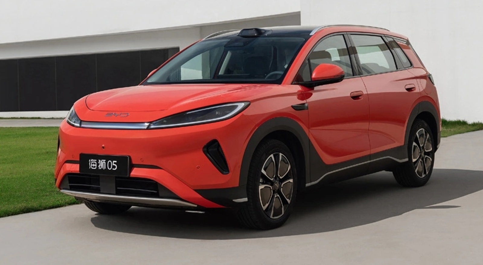 เผยภาพ! BYD Sealion 05 DM-i MY2026 ปลั๊กอินไฮบริดใหม่ วิ่งไฟฟ้าสูงสุด 305 กม. เปิดตัวจีน 20 เมษายนนี้