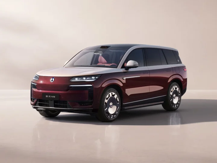 เปิดตัวพรีเซล Denza N9 PHEV วิ่งไฟฟ้า 420 กม. CLTC Flash Charge Edition SUV เรือธงชาร์จเทพ 5 นาที พร้อมแบตเตอรี่ Blade เจนใหม่ ราคาจีน 2.13-2.37 ล้านบาท