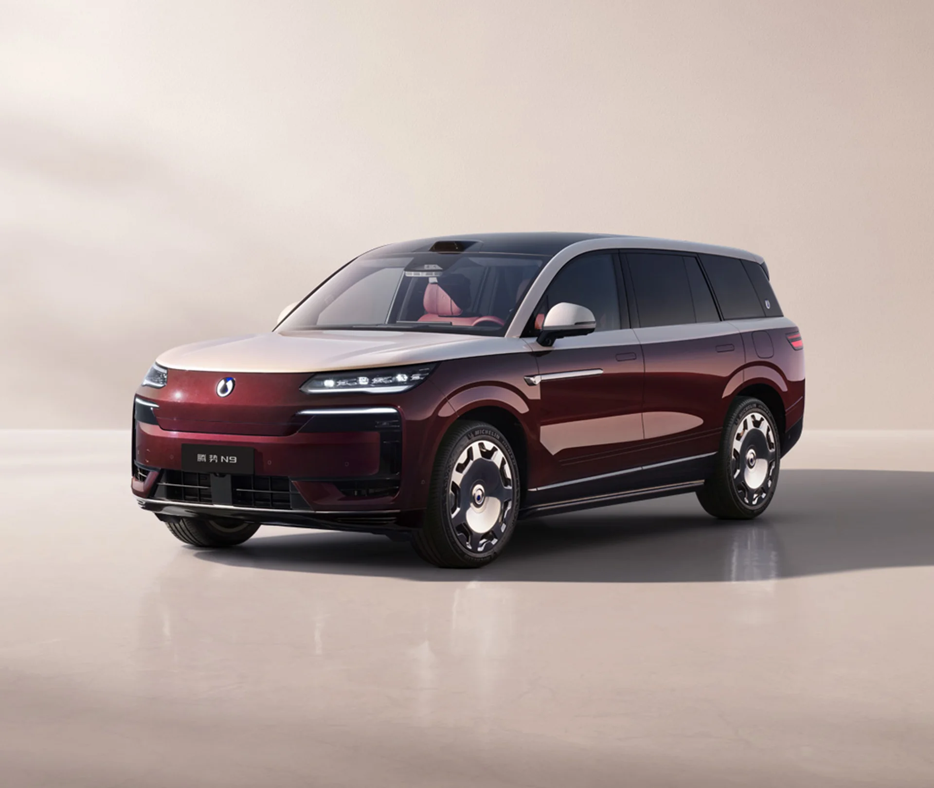 เปิดตัวพรีเซล Denza N9 PHEV วิ่งไฟฟ้า 420 กม. CLTC Flash Charge Edition SUV เรือธงชาร์จเทพ 5 นาที พร้อมแบตเตอรี่ Blade เจนใหม่ ราคาจีน 2.13-2.37 ล้านบาท