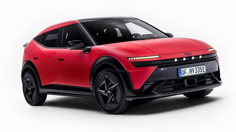 ฮุนได มอเตอร์ เปิดตัว IONIQ 3 ดีไซน์ Aero Hatch FWD 147 แรงม้า 61kWh 496 กม./ชาร์จ WLTP