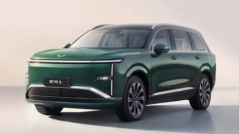 เปิดตัว SAIC-GM-Wuling Starlight L SUV ปลั๊กอินไฮบริด 6 ที่นั่ง วิ่งไฟฟ้าล้วน 260 กม. เตรียมโชว์ตัวจริงที่ปักกิ่ง 24 เม.ย. นี้