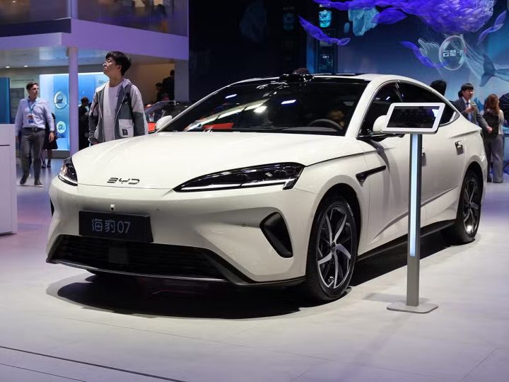 BYD เผชิญวิกฤตกำไรดิ่งหนัก 55.4% ใน Q1 2026 ตลาดจีนซบเซา แต่ยอดส่งออกยังเป็นความหวังใหม่