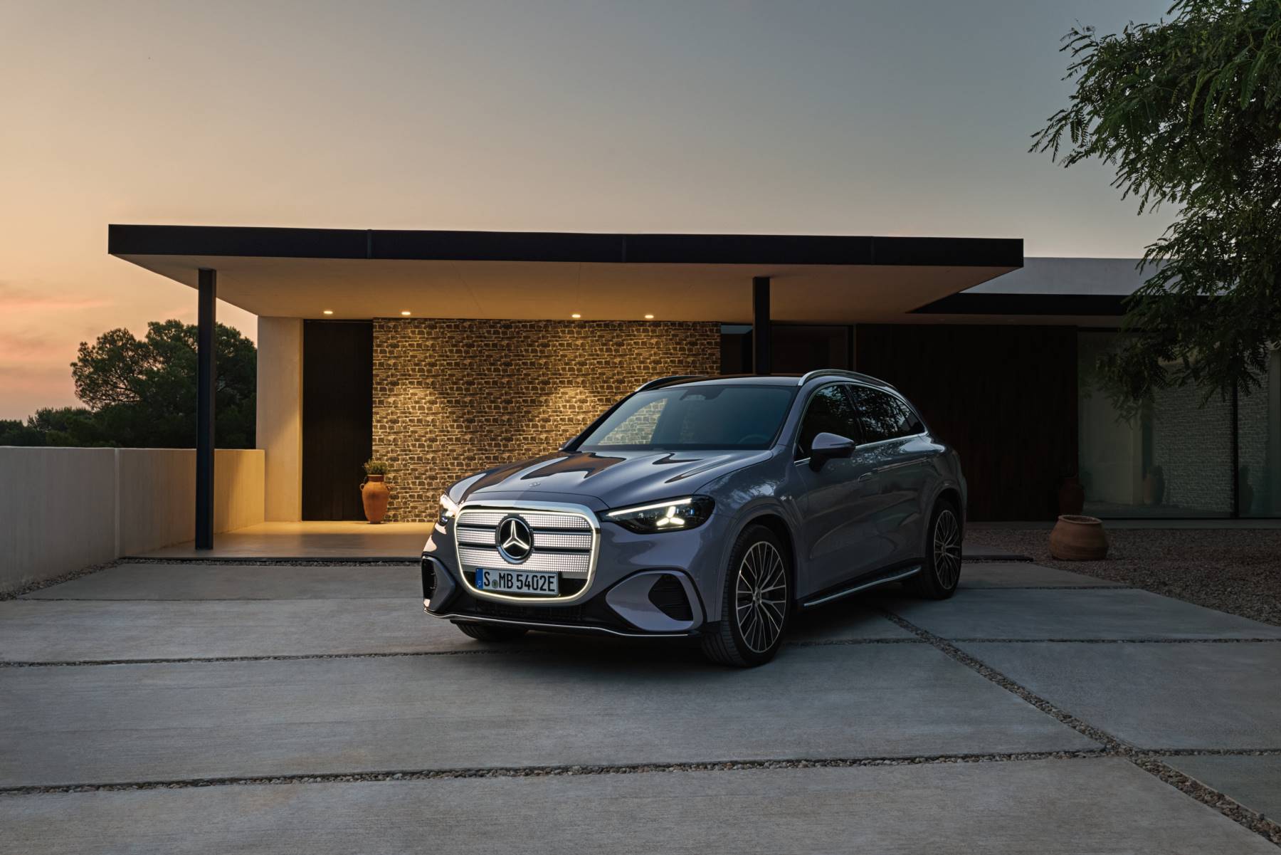 เตรียมเปิดตัวไทยปลายปีนี้ Mercedes-Benz GLC EV 713 กม./ชาร์จ WLTP : 800V DC330kW