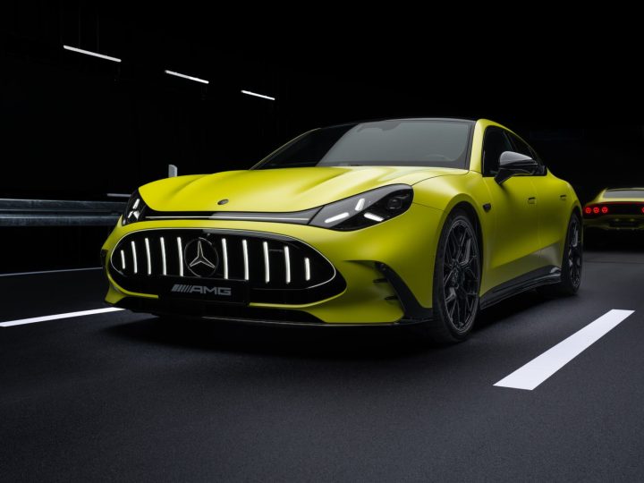 เปิดตัว Mercedes-AMG GT 4-Door Coupé ตัวแรง 3 มอเตอร์ไฟฟ้า 1,169 แรงม้า วิ่งได้ 700 กม./ชาร์จ WLTP