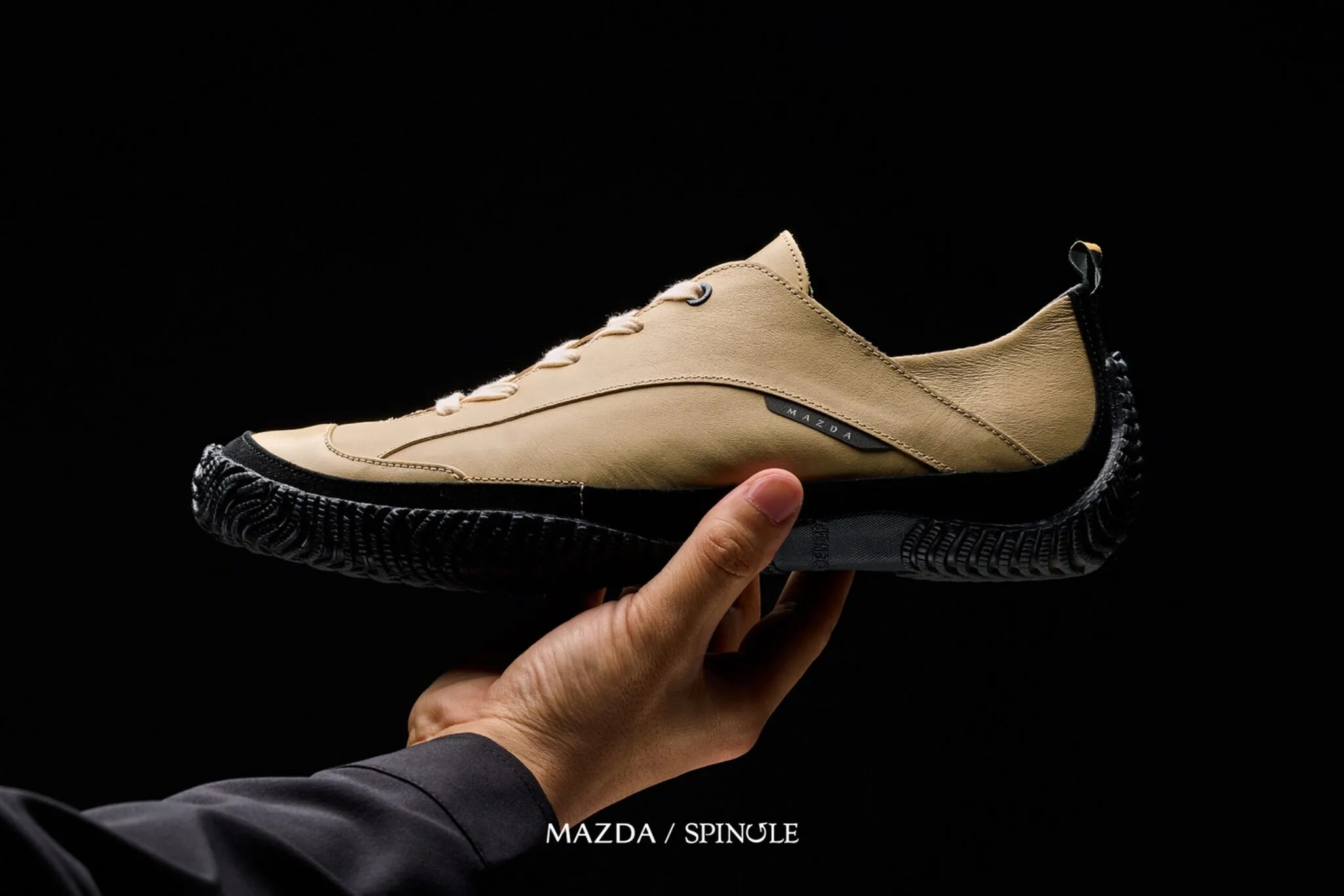 Mazda x Spingle เทพช่วงล่าง ล่าสุดเปิดขายรองเท้าเอาใจคนรักรถราคา 5,400 บาทในญี่ปุ่น