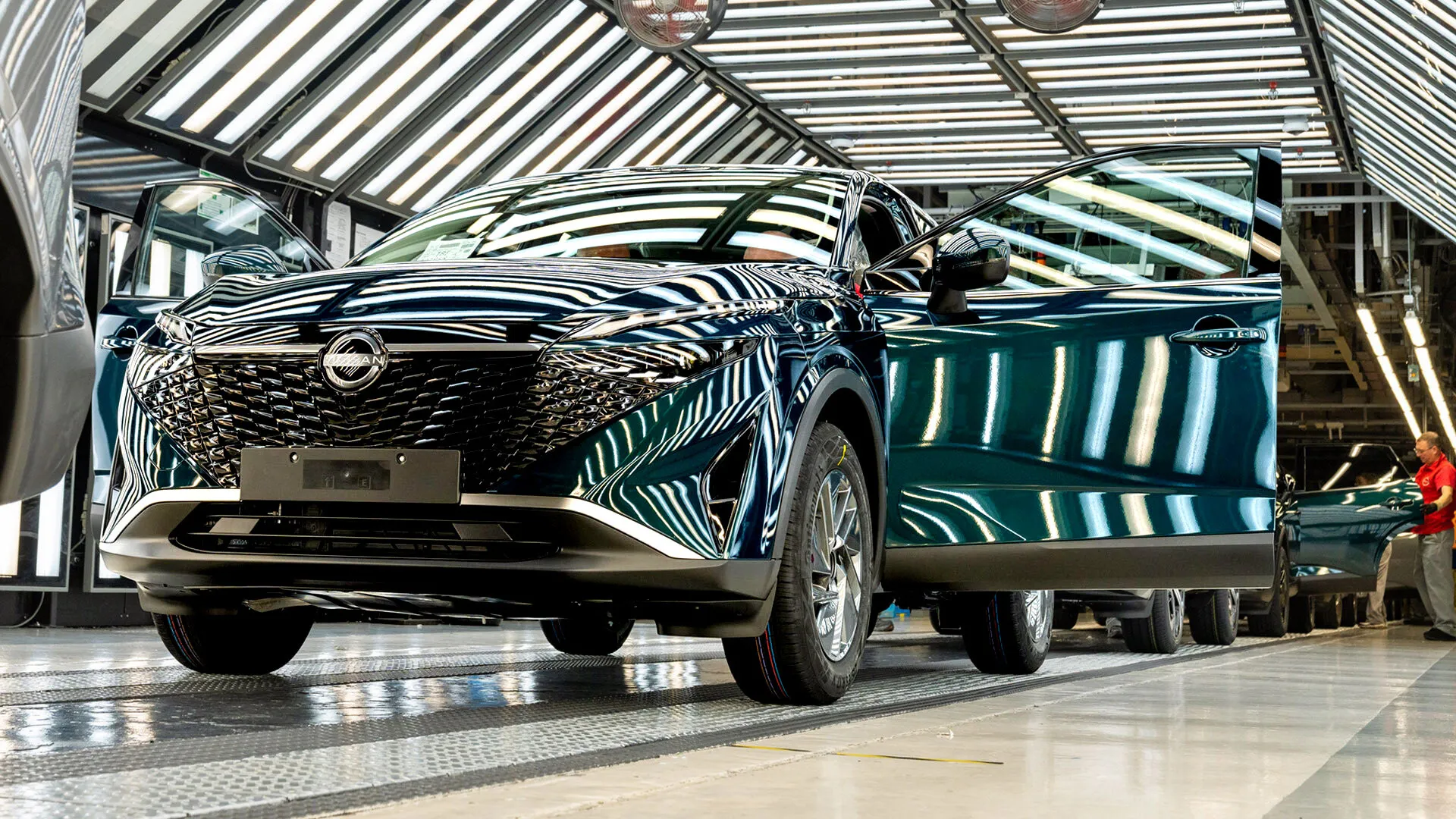 NISSAN เลิกจ้าง 900 คนในยุโรป อาจเปิดทาร่วมพันธมิตรจีนในการผลิต