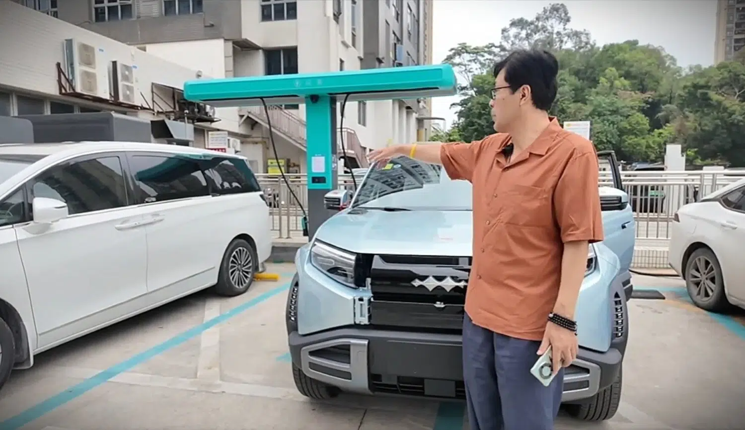 ผู้ใช้ BYD เริ่มกังวล การชาร์จระดับ 1500KW หลังอุณหภูมิแบตเตอรี่พุ่งทะลุ 76°C