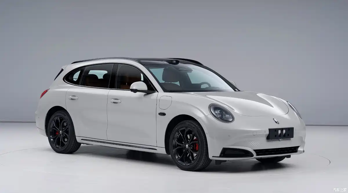 เผยภาพ GWM ORA 7 ใหม่ ก่อนเปิดตัวในจีน ดีไซน์คล้าย Porsche Panamera