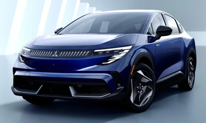 Mitsubishi Eclipse Sportback EV วิ่งได้ 488 กม./ชาร์จ EPA อีกร่าง NISSAN LEAF