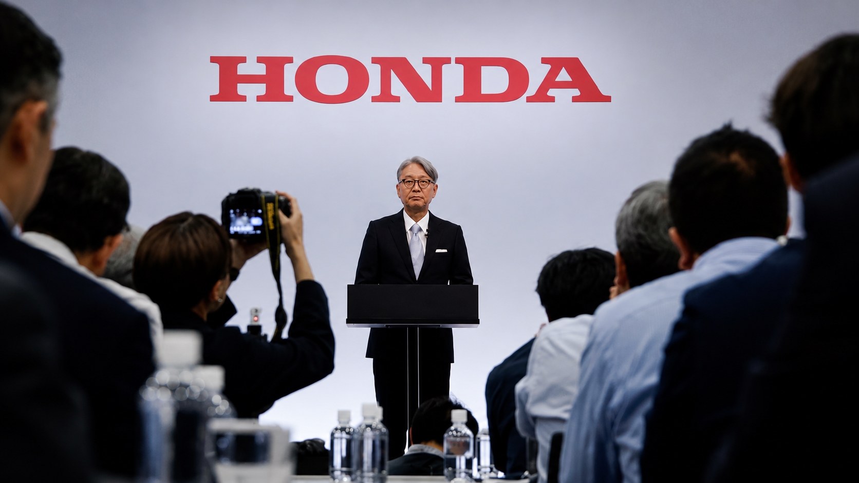 กลุ่มอดีตผู้บริหารระดับสูง Honda กำลังกดดัน CEO : โทชิฮิโร มิเบะ ลาออก หลังล้มเหลวพลาดท่าในตลาด EV