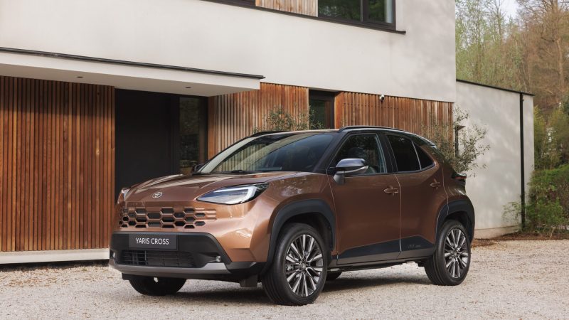 เปิดขาย 1.23 ล้านบาทในอังกฤษ  TOYOTA Yaris Cross 2026 ปรับโฉมใหม่ เสริมความหรู พร้อมวัสดุรักษ์โลกและรุ่น GR Sport สุดเร้าใจ