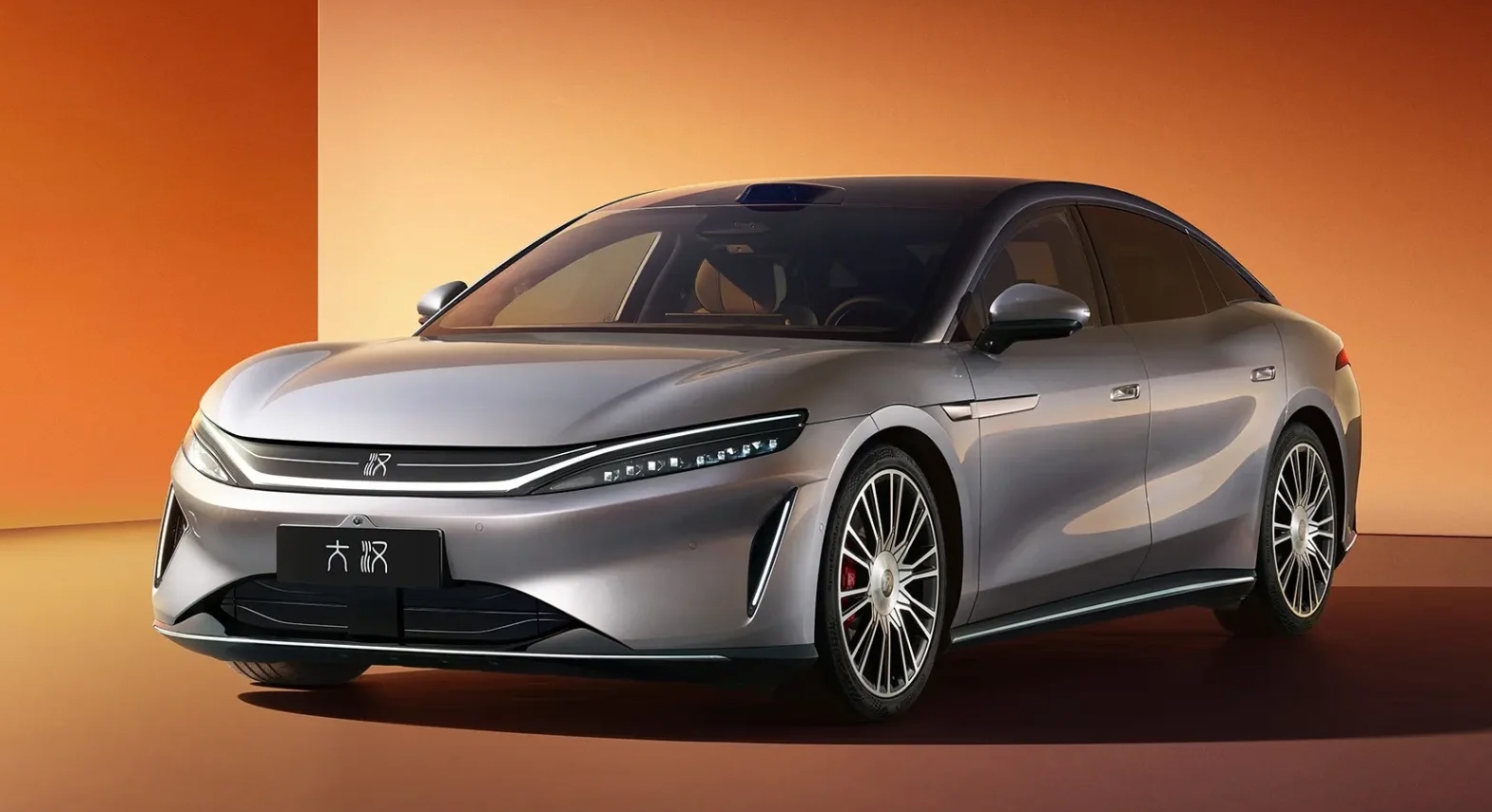 BYD DA HAN EV เปิดขายในจีน 1.18 ล้านบาท วิ่งได้กว่า 1,008 กม./ชาร์จ CLTC รองรับ Flash Charging 1.5MW