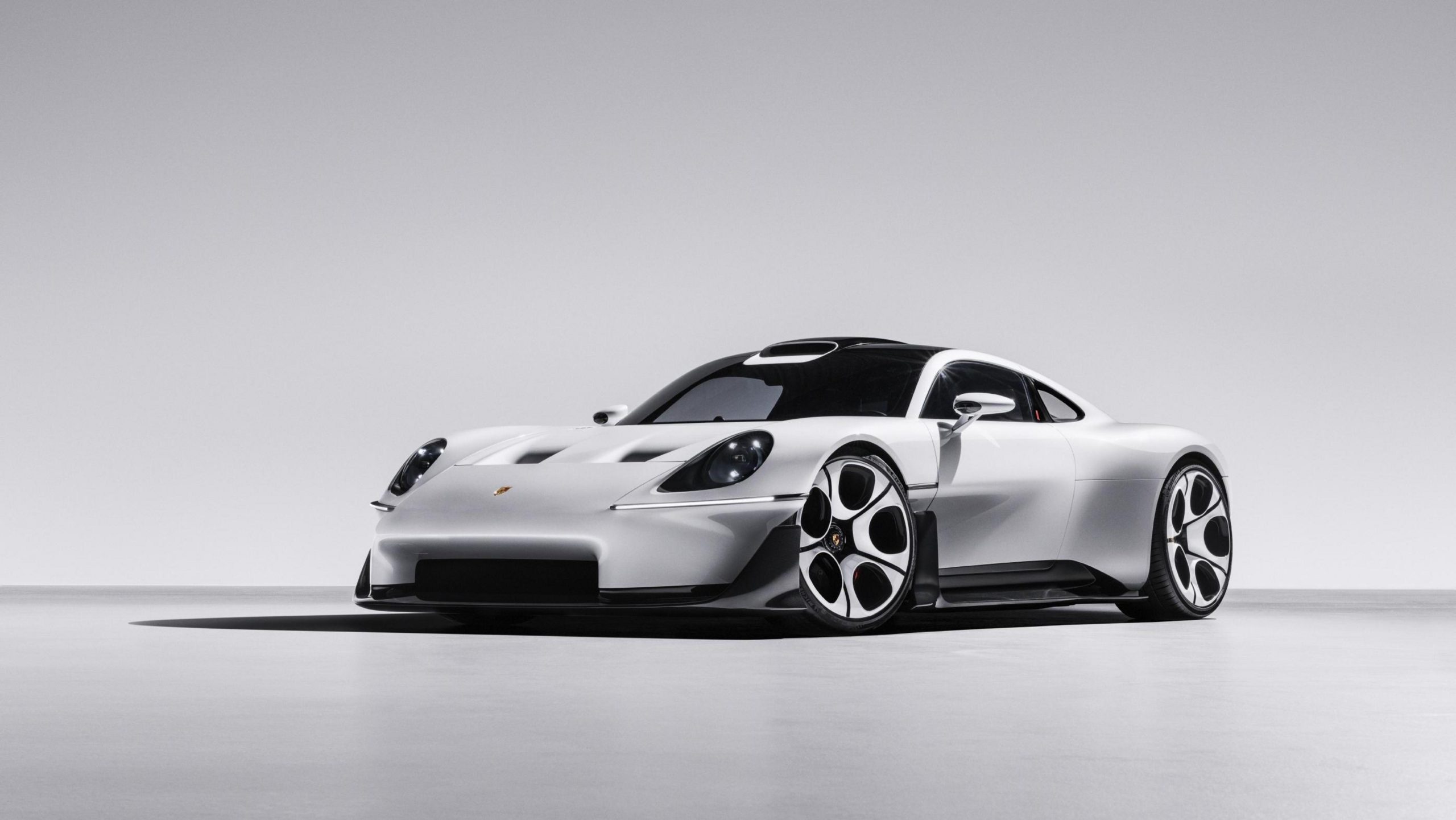 เปิดตัว Porsche Mission S ซูเปอร์คาร์เครื่องยนต์วางกลาง รุ่นใหม่เหนือ 911 เผยแนวทางออกแบบแห่งอนาคต